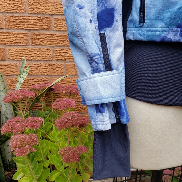 STELLA MCCARTNEY for Adidas lightweight jacket for running, jogging or everyday - Picture 10 of 12